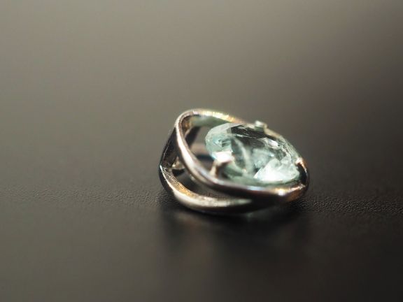 Серебряная подвеска с натуральным бериллом - 101