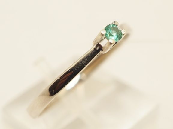 Серебряное кольцо с натуральным бериллом - 227